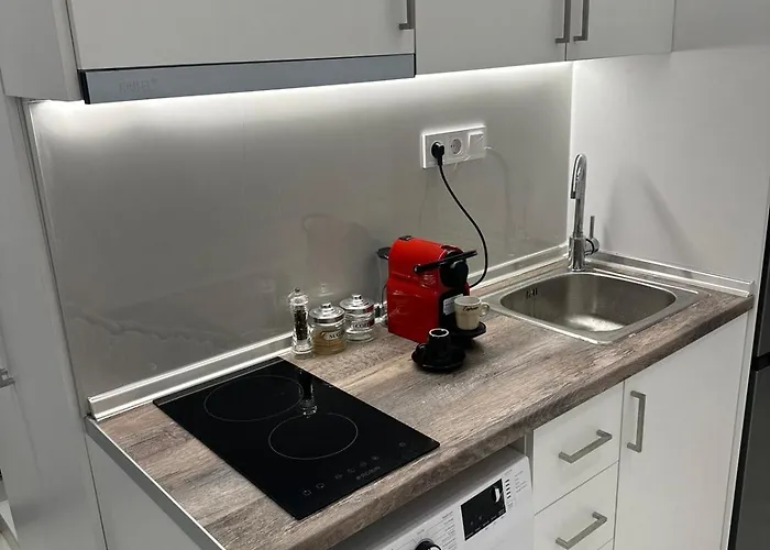 Luxury * Peraía
