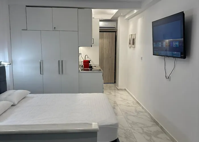 דירה Luxury Peraía